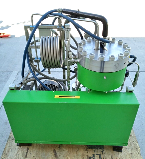 Apeks Bambino PDC-3-2000 Compressor for CO2 Botanical Oil Extraction System